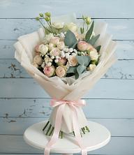 Букет цветов из:  Розы и Лизиантусы в Эльбане