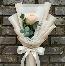 Букет цветов из:  Розы в Эльбане