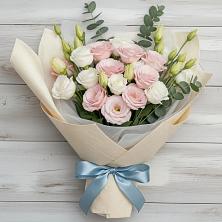 Букет цветов из:  Лизиантусы в Эльбане