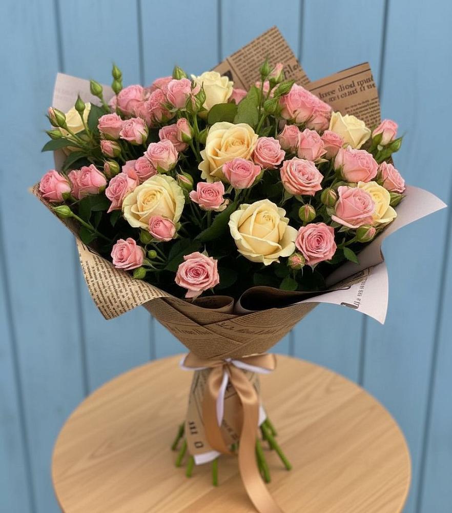 Букет цветов из: Розы в Эльбане