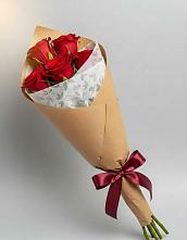 Букет цветов из:  Розы в Эльбане