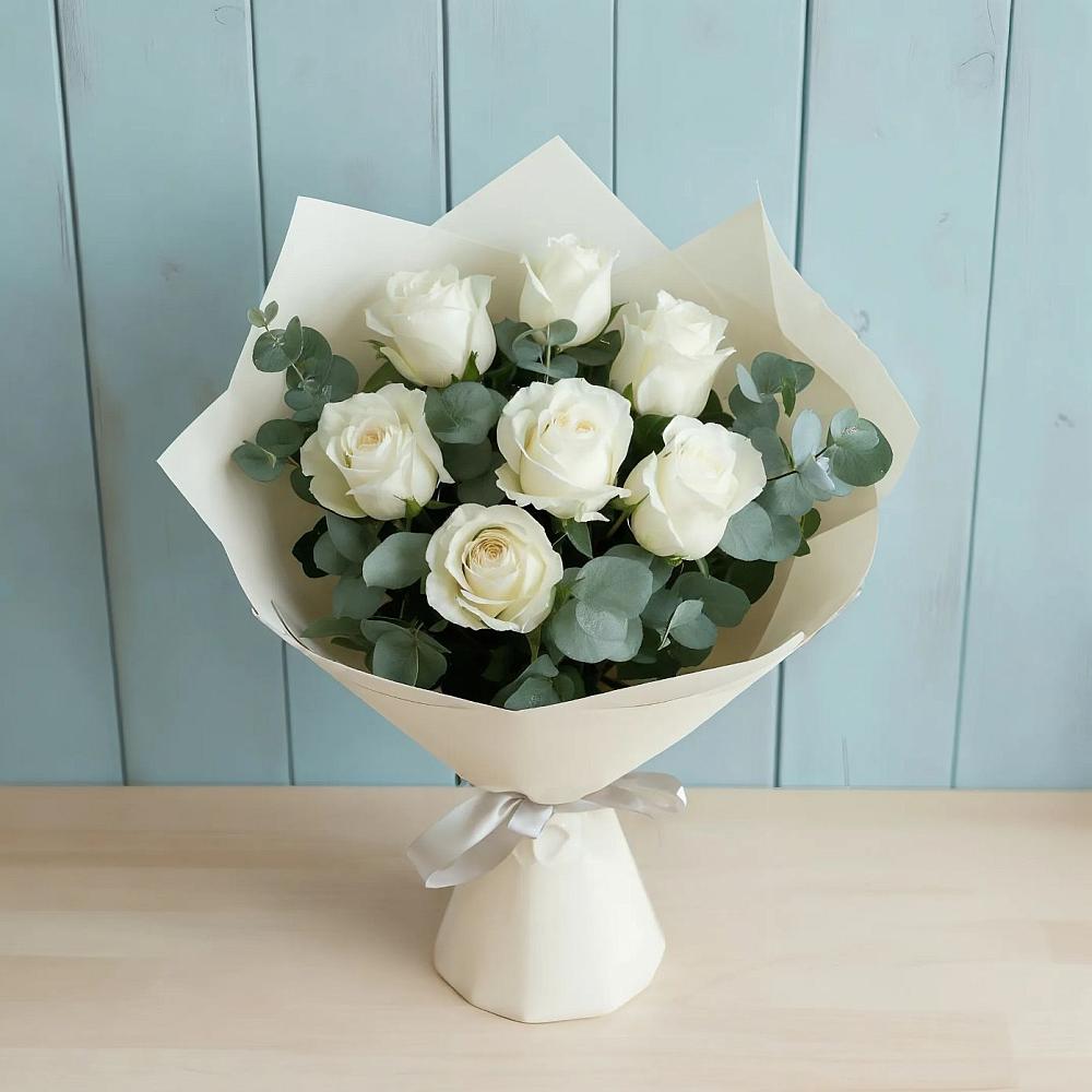 Букет Белые розы в Эвкалипте в Эльбане