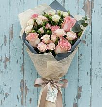 Букет цветов из:  Розы в Эльбане