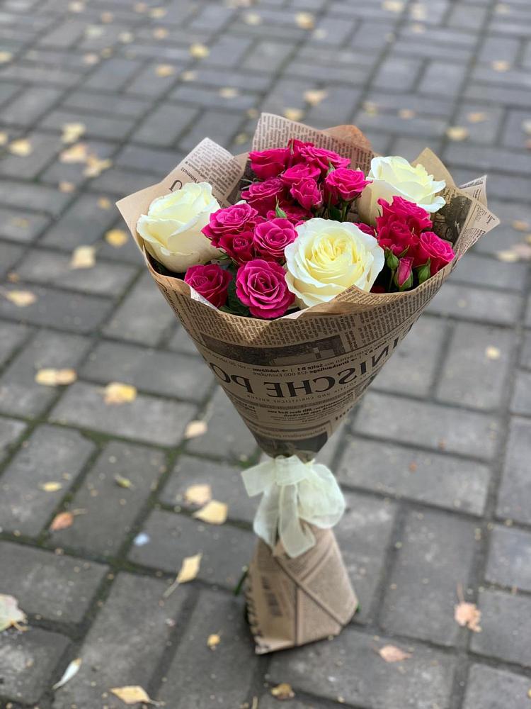 Букет цветов из: Розы в Эльбане