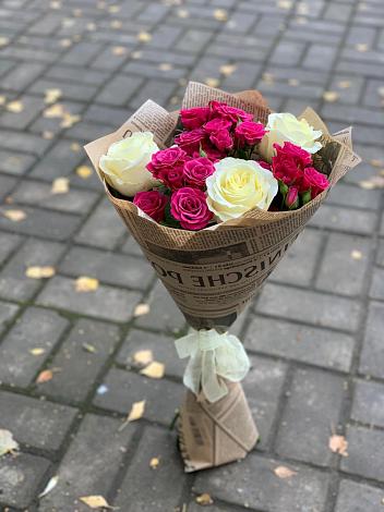 Букет цветов из: Розы в Эльбане