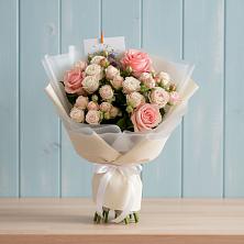 Букет цветов из:  Розы в Эльбане