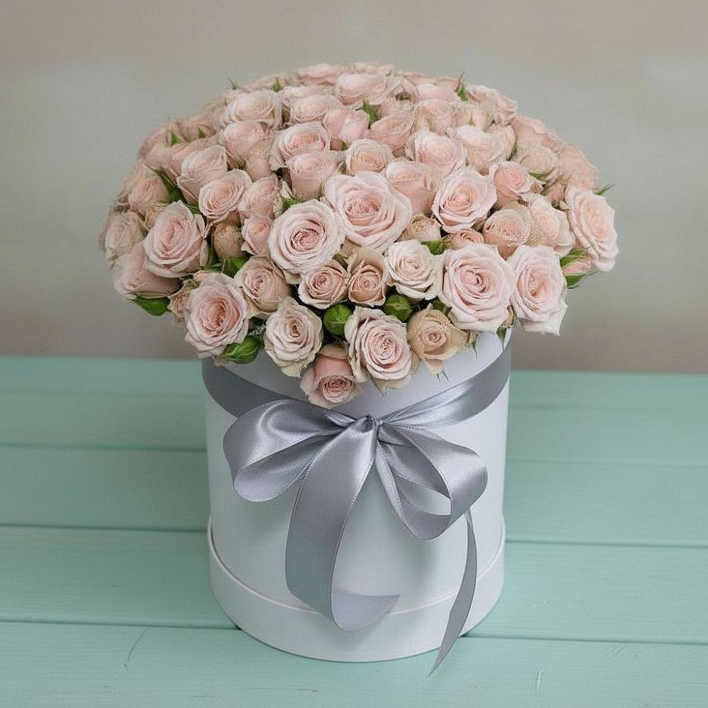 Цветочная композиция из Розы в шляпной коробке в Эльбане